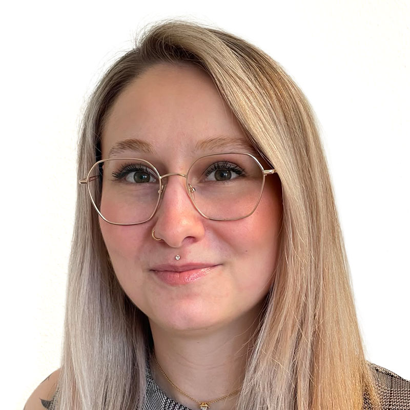 Frau Selina Ernst — Ansprechpartner vor Ort