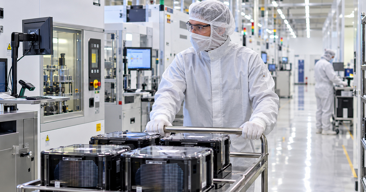 Mitarbeiter Logistik und Wafer